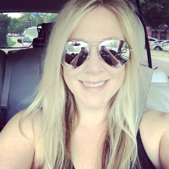 Meet your Posher, Kacy - Picture 4 of 6